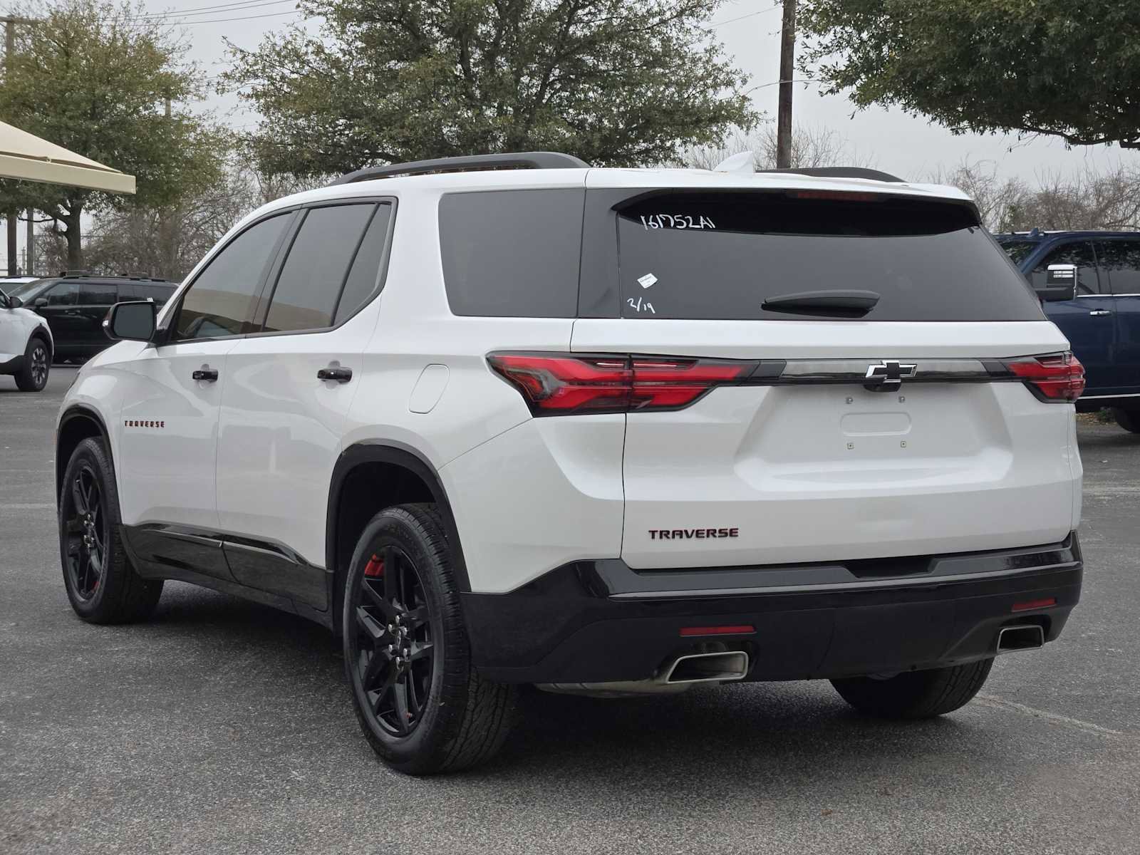 Certified 2023 Chevrolet Traverse Premier w/ Redline Edition image 6