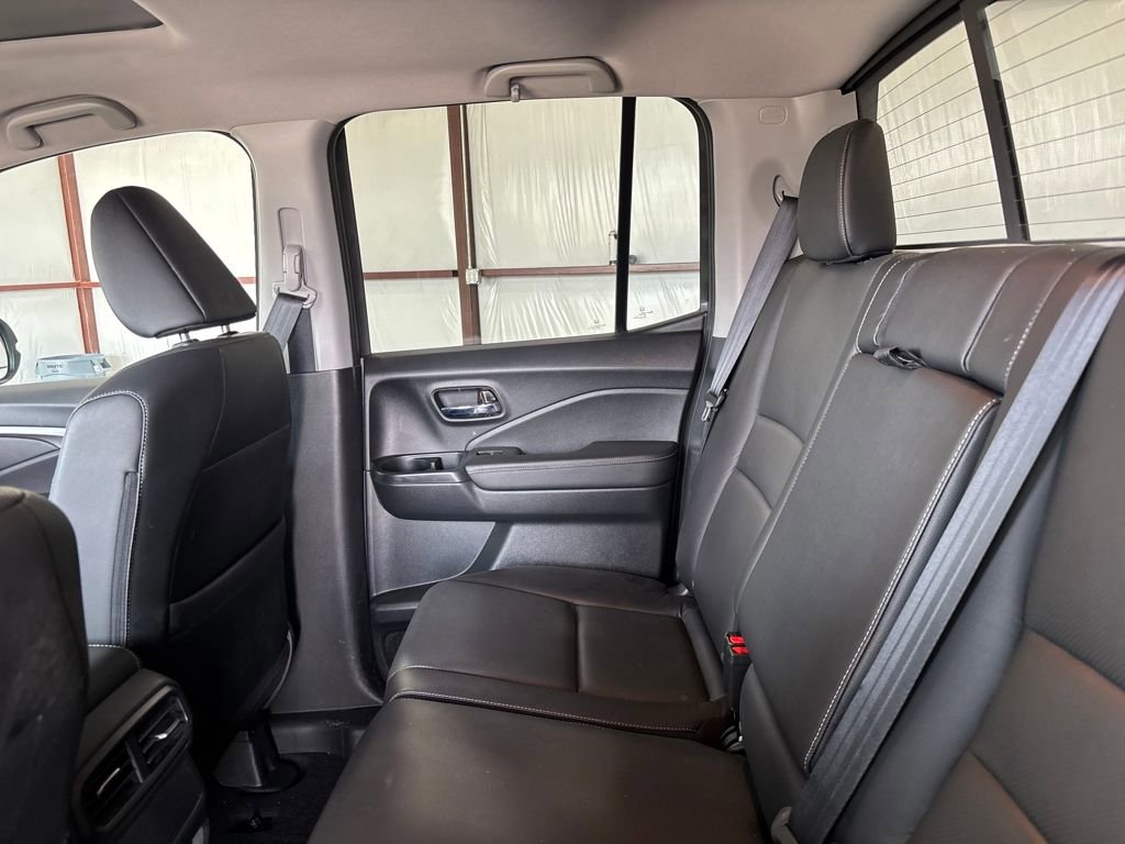 Used 2025 Honda Ridgeline RTL image 12