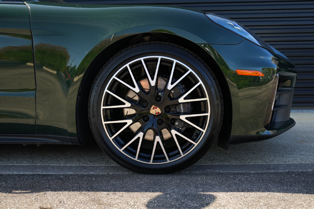 Certified 2026 Porsche Panamera 4 AWD/4WD image 37