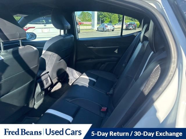 Used 2025 Toyota Camry SE FWD image 21