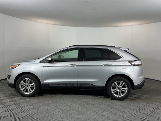 Used 2017 Ford Edge SEL w/ Equipment Group 201A AWD/4WD image 8