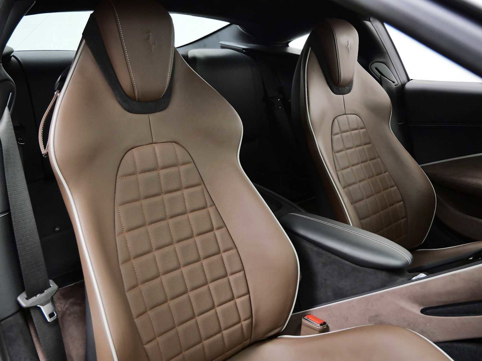 Certified 2024 Ferrari Roma image 14