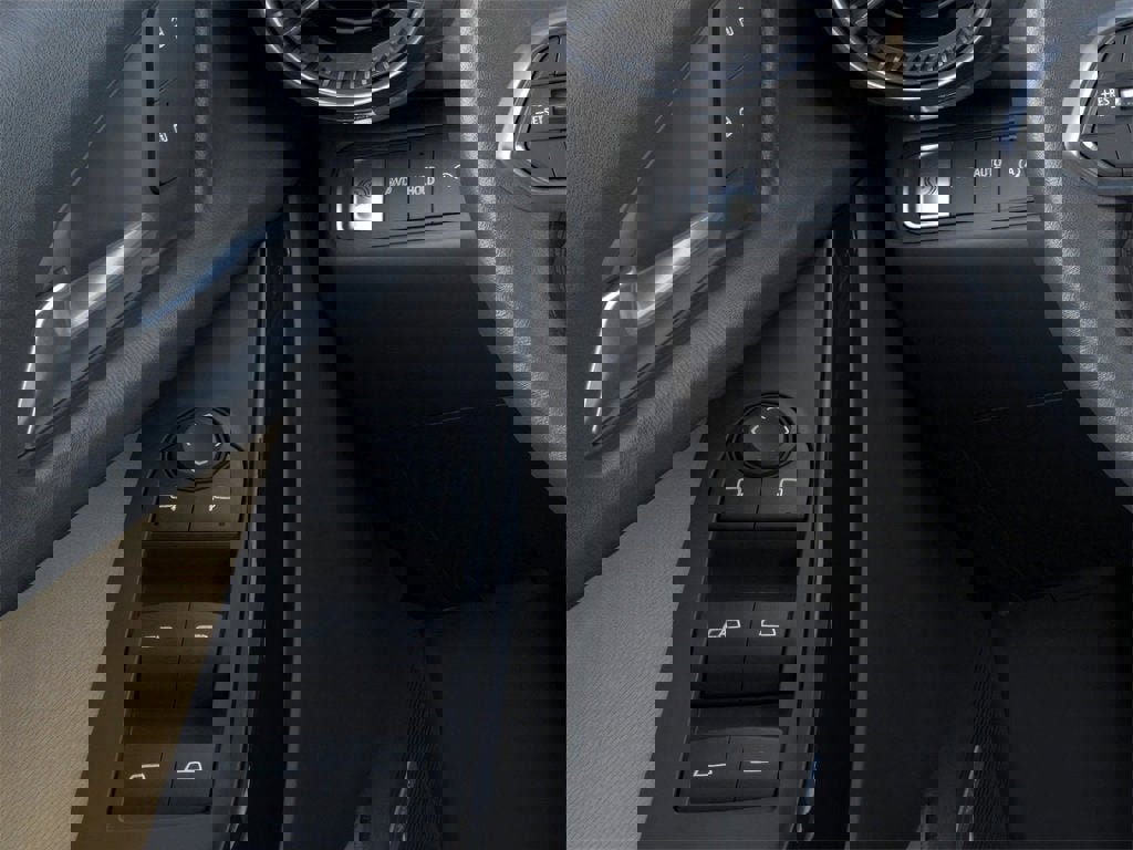 New 2026 Chevrolet Equinox ACTIV w/ LPO, Floor Liner Package image 22