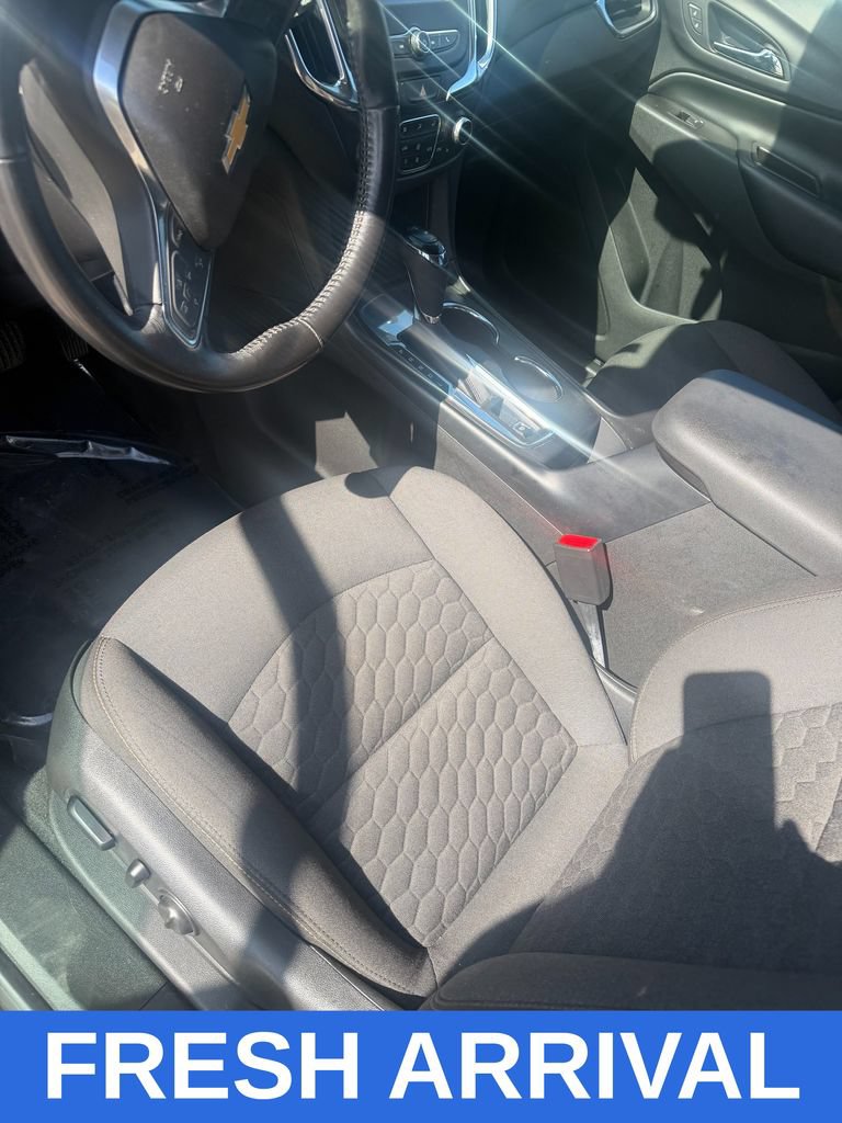 Used 2018 Chevrolet Equinox LT FWD image 5