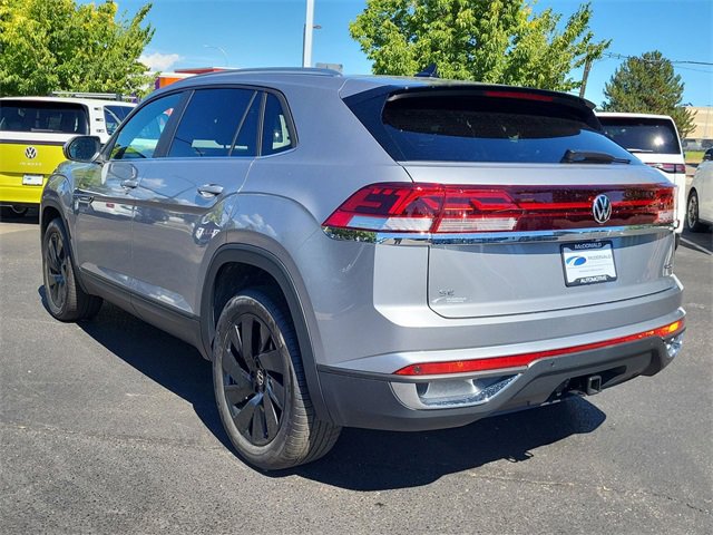 New 2026 Volkswagen Atlas Cross Sport SE image 3