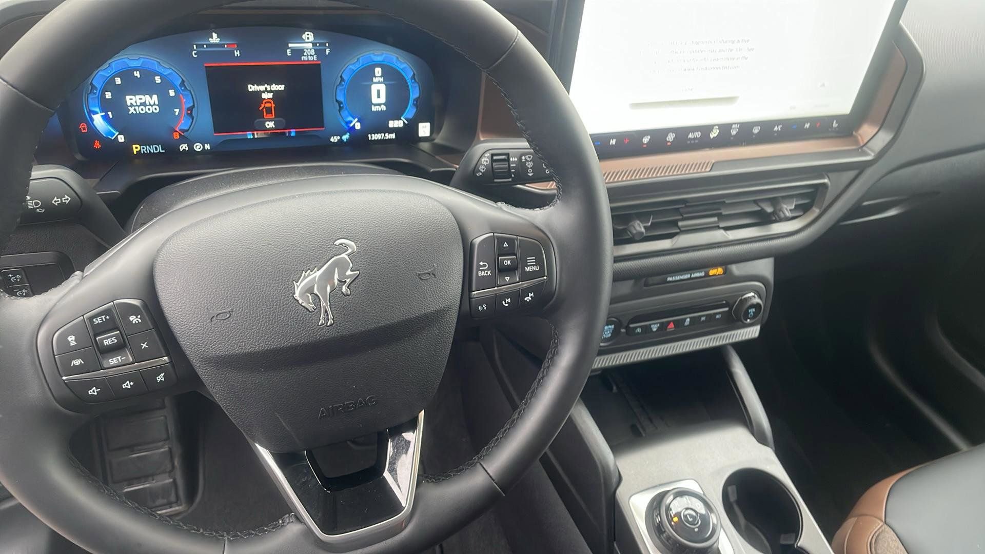 Certified 2025 Ford Bronco Sport Outer Banks w/ Outer Banks Tech Package+ image 11