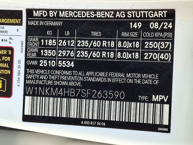 Used 2025 Mercedes-Benz GLC 300 4MATIC image 29