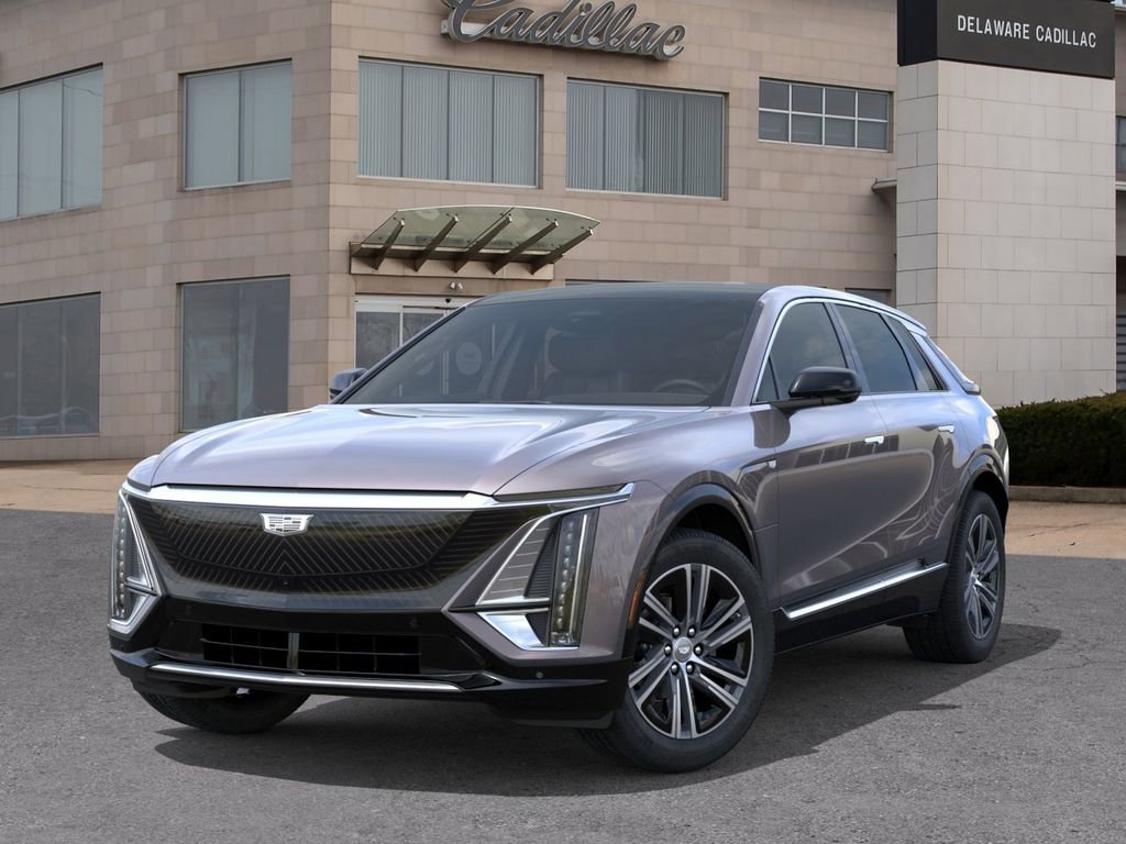 New 2026 Cadillac Lyriq Luxury AWD/4WD image 6