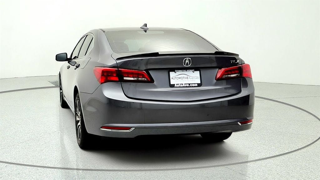 Used 2017 Acura TLX w/ Technology Package FWD image 6