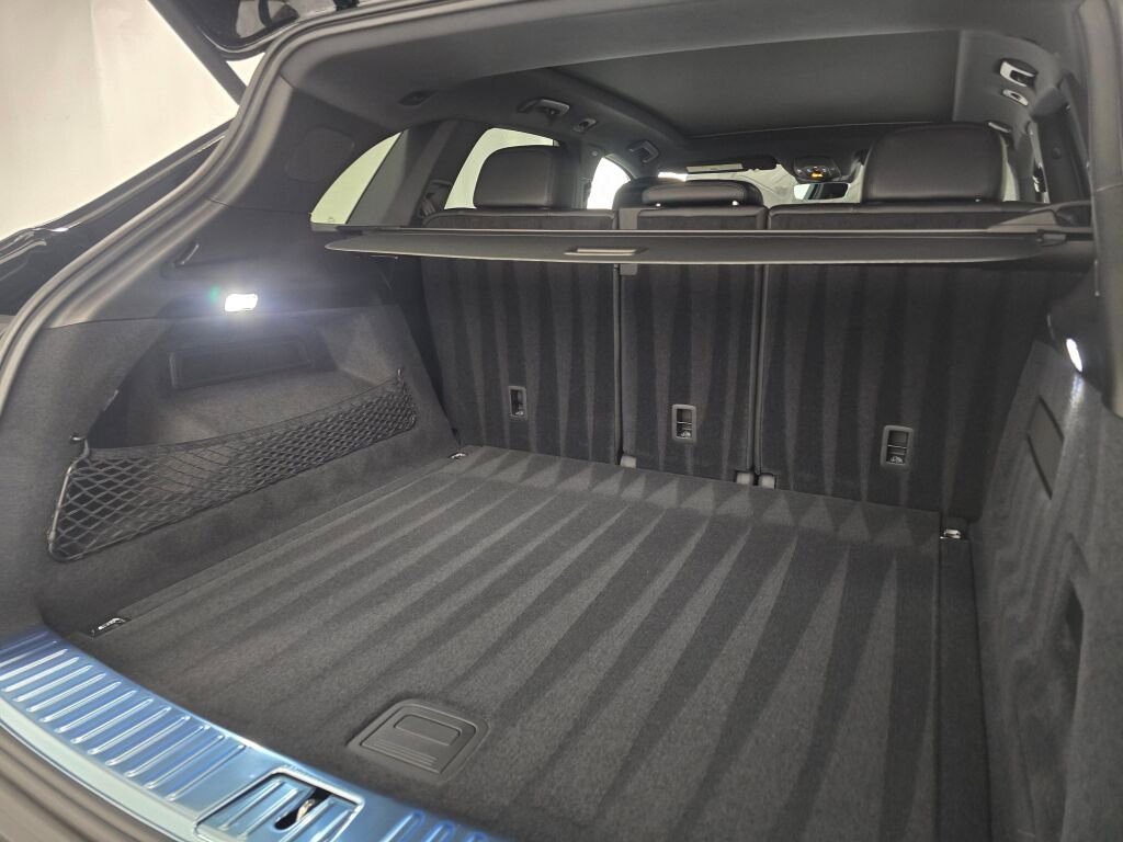 New 2026 Porsche Cayenne AWD/4WD image 24