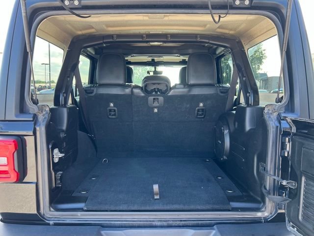 Certified 2018 Jeep Wrangler Unlimited Sahara AWD/4WD image 23