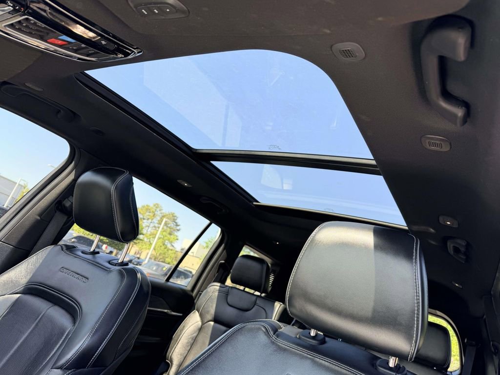 Used 2022 Jeep Grand Cherokee L Overland AWD/4WD image 21