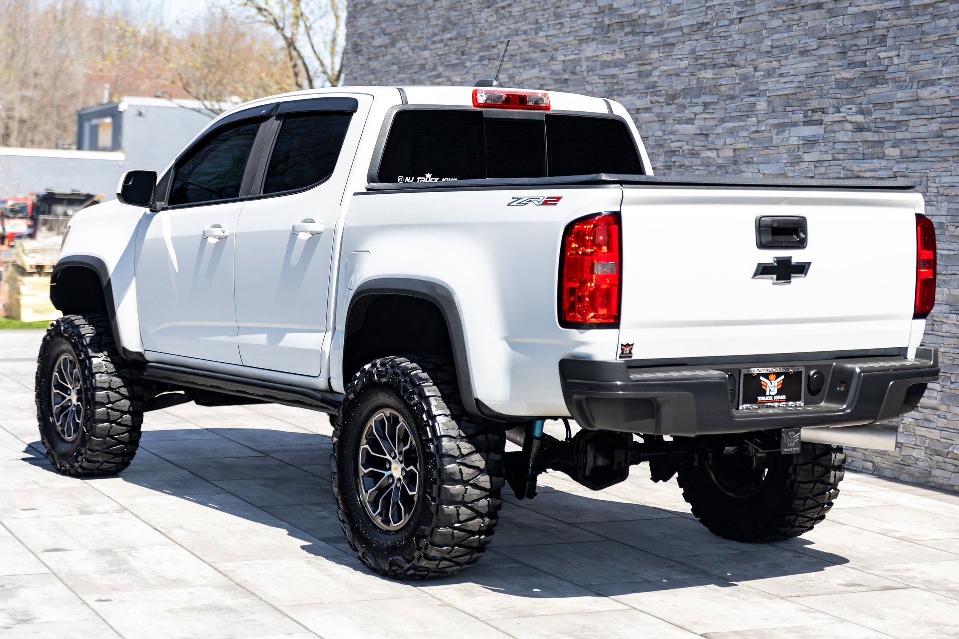 Used 2018 Chevrolet Colorado ZR2 image 17