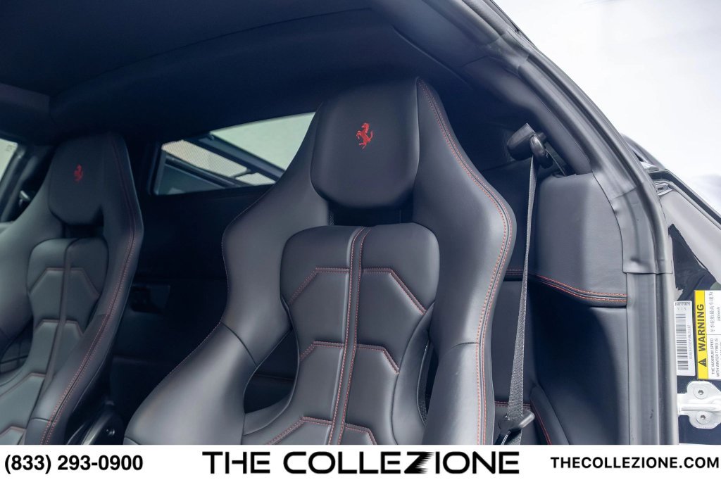 Used 2014 Ferrari 458 Italia Coupe RWD image 42