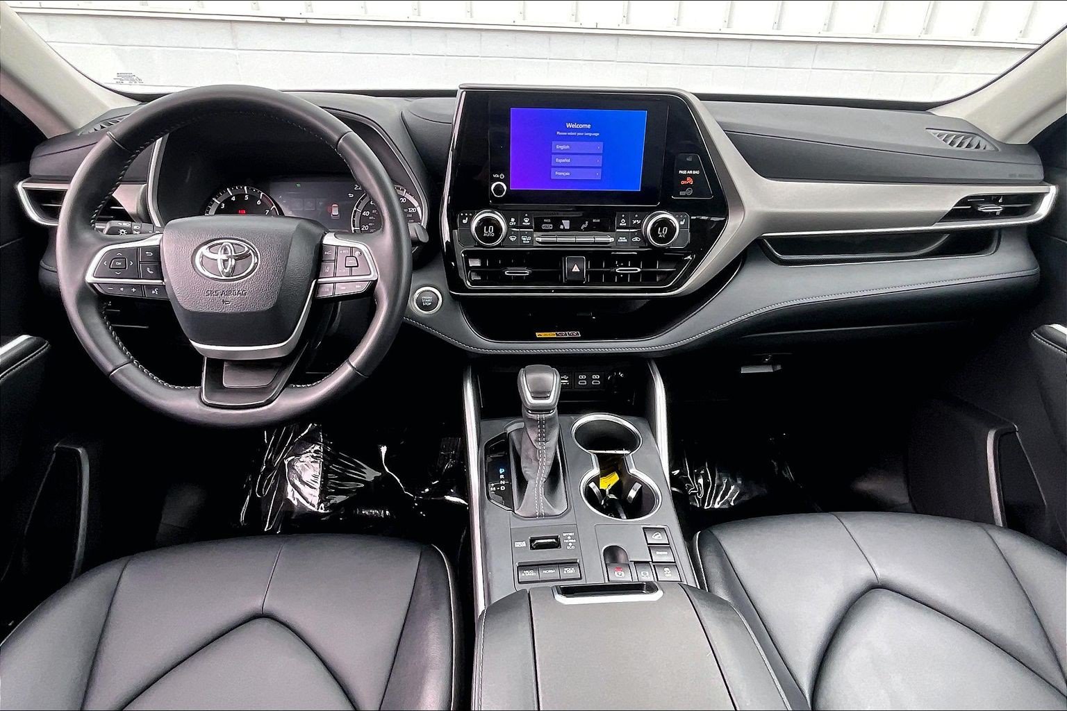 Used 2026 Toyota Highlander XLE AWD/4WD image 19