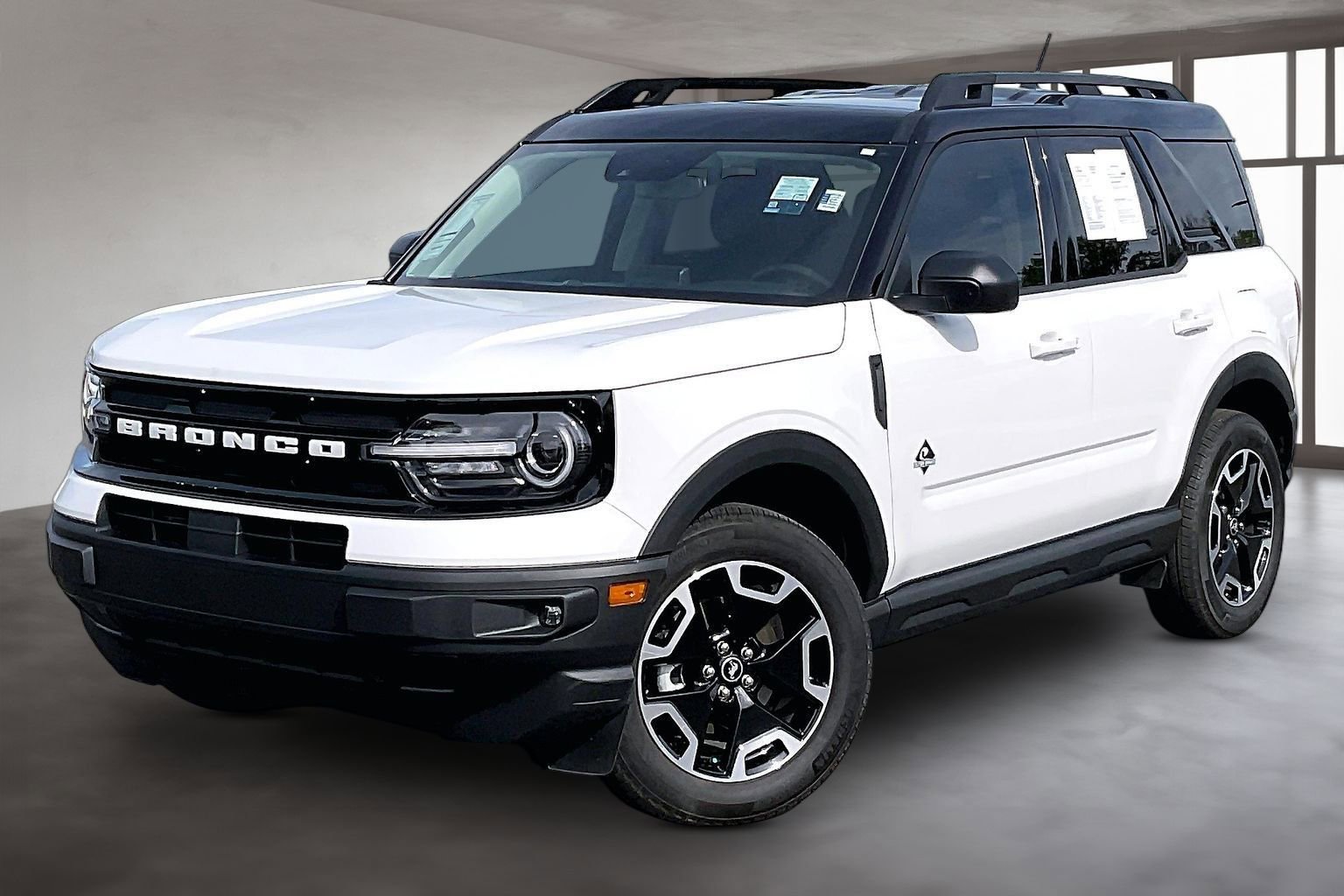 Used 2024 Ford Bronco Sport Outer Banks w/ Tech Package video 3