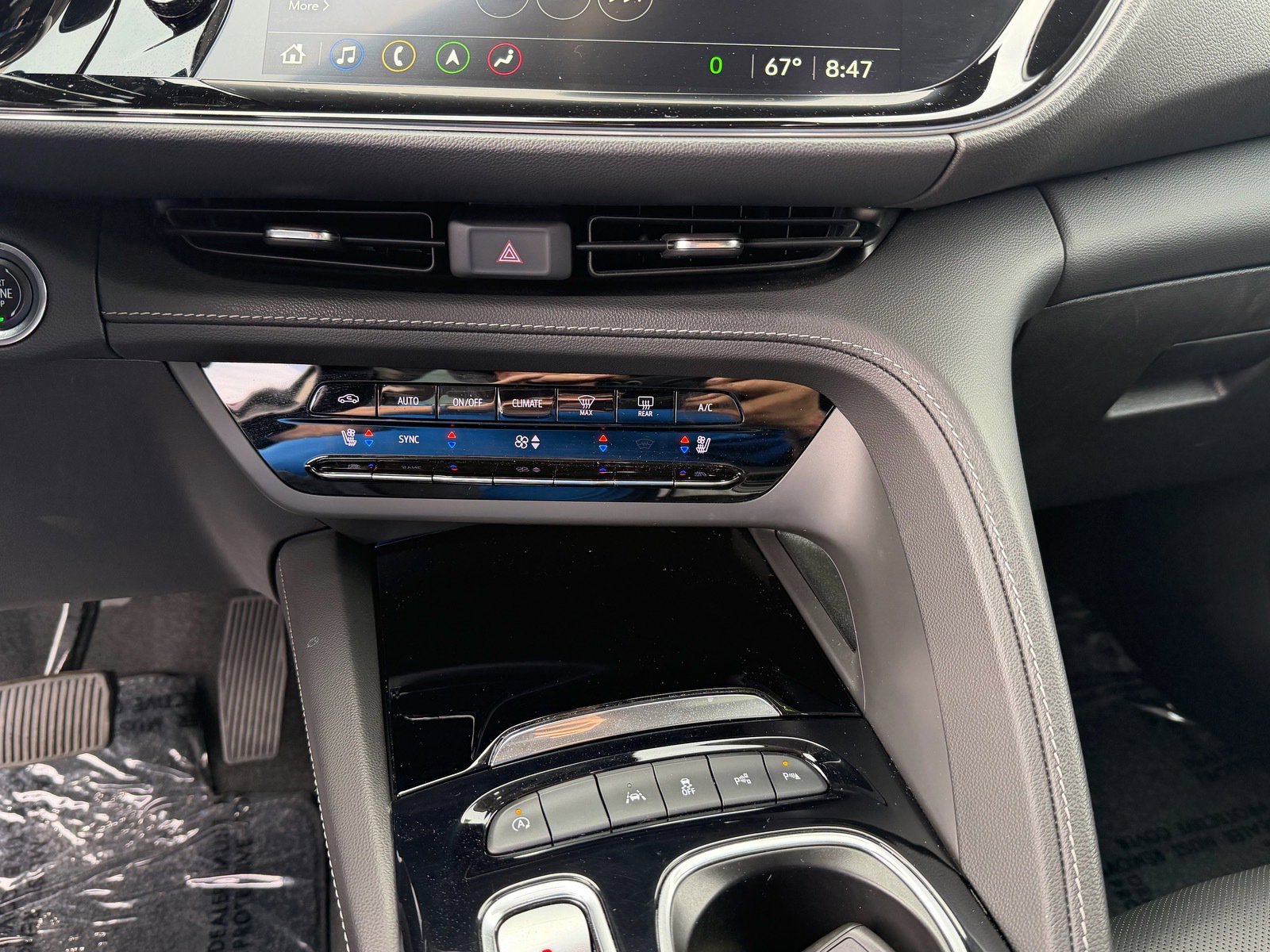 Used 2023 Buick Envision Avenir FWD image 12