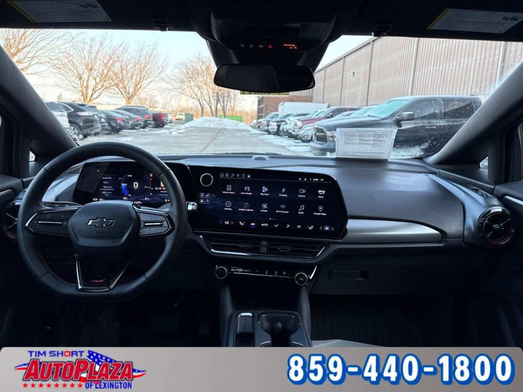 Used 2025 Chevrolet Equinox EV RS FWD image 3