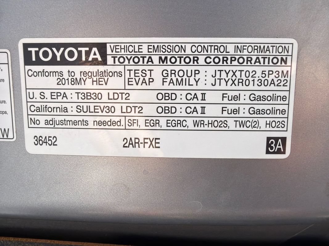 Used 2018 Toyota RAV4 XLE AWD/4WD image 26