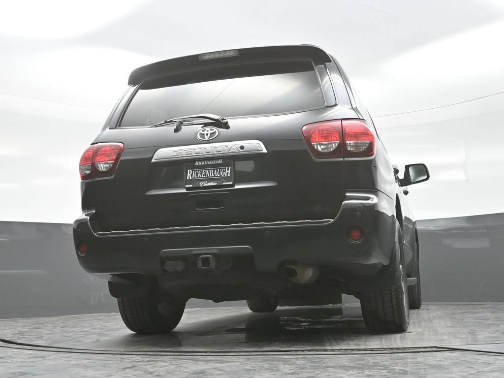 Used 2018 Toyota Sequoia Limited w/ Safety & Convenience Package AWD/4WD image 24