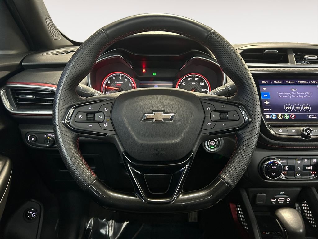 Used 2023 Chevrolet TrailBlazer RS w/ Sun and Liftgate Package image 14