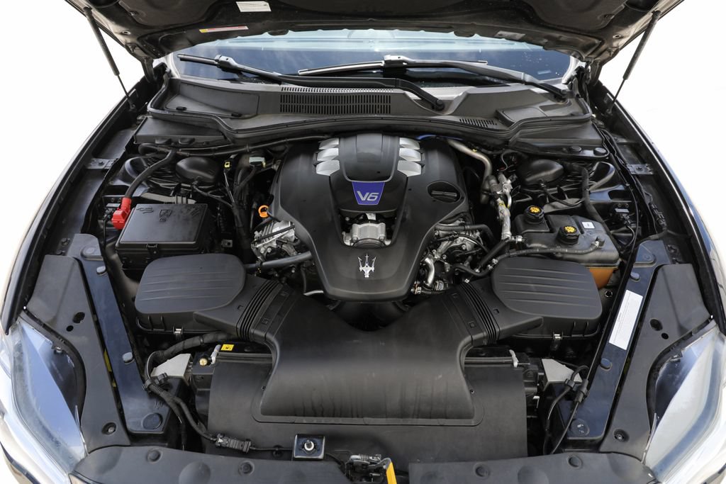 Used 2019 Maserati Quattroporte S GranSport RWD image 17