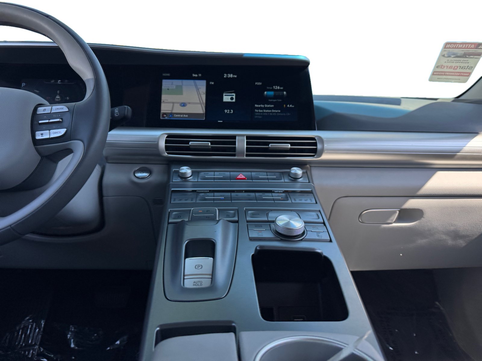 Used 2020 Hyundai Nexo Limited FWD image 11