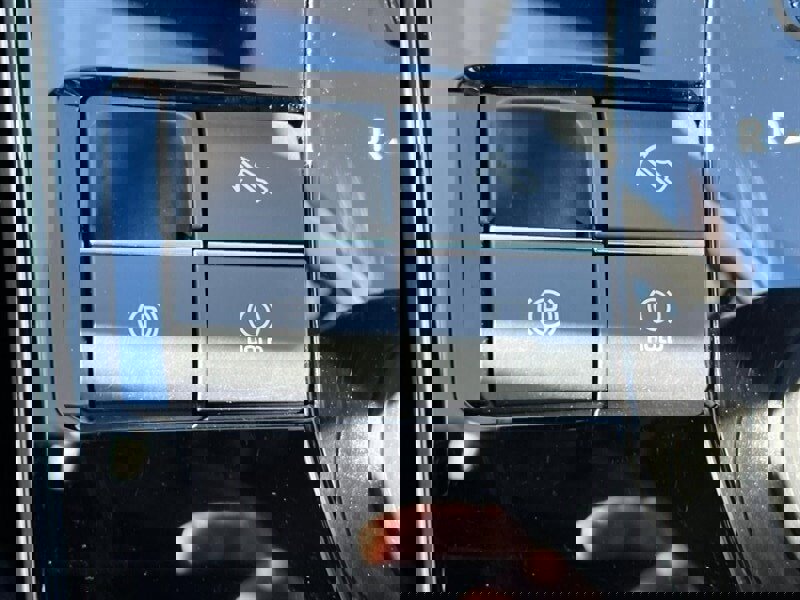 Used 2024 Subaru Solterra Touring image 40