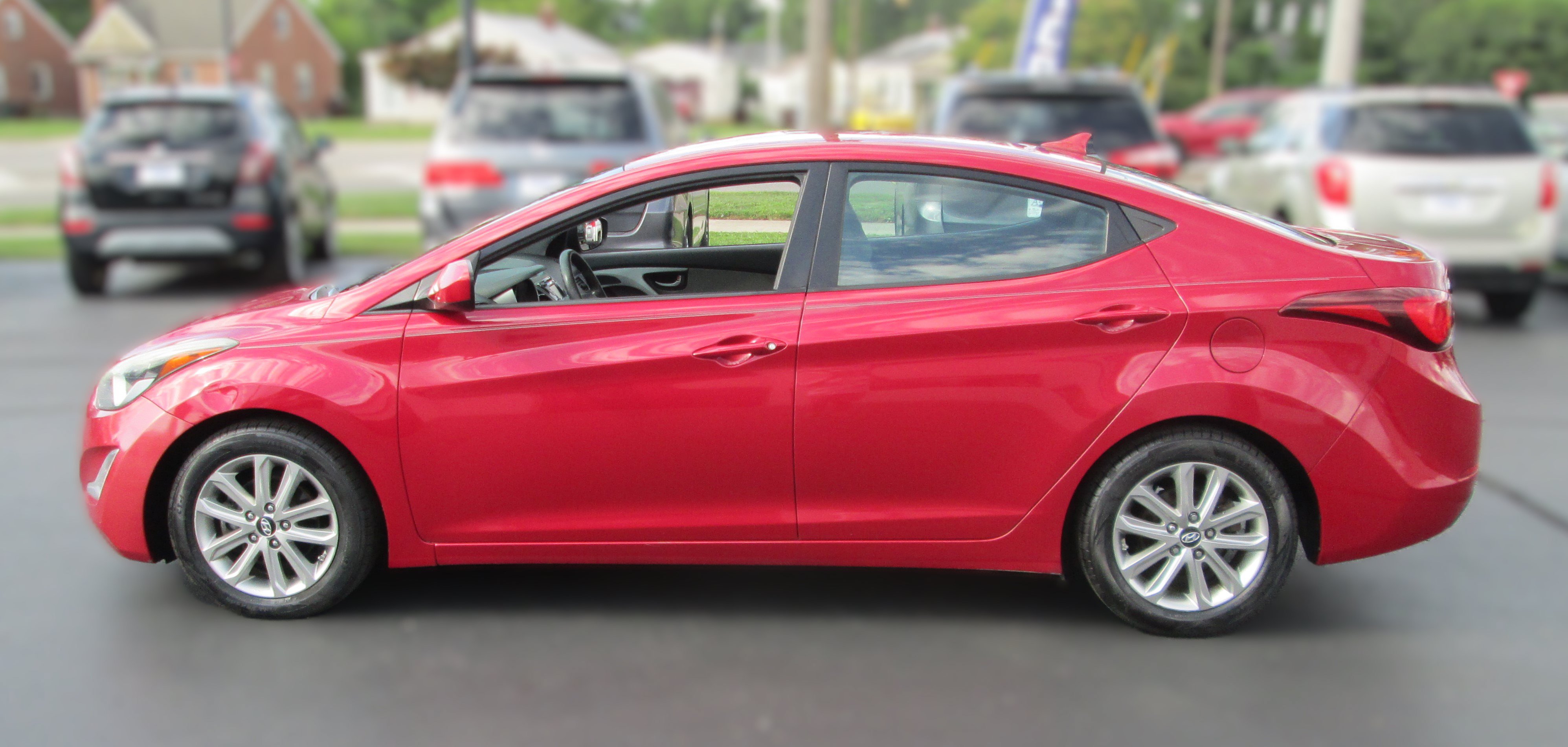 Used 2015 Hyundai Elantra SE w/ Option Group 02 FWD image 4