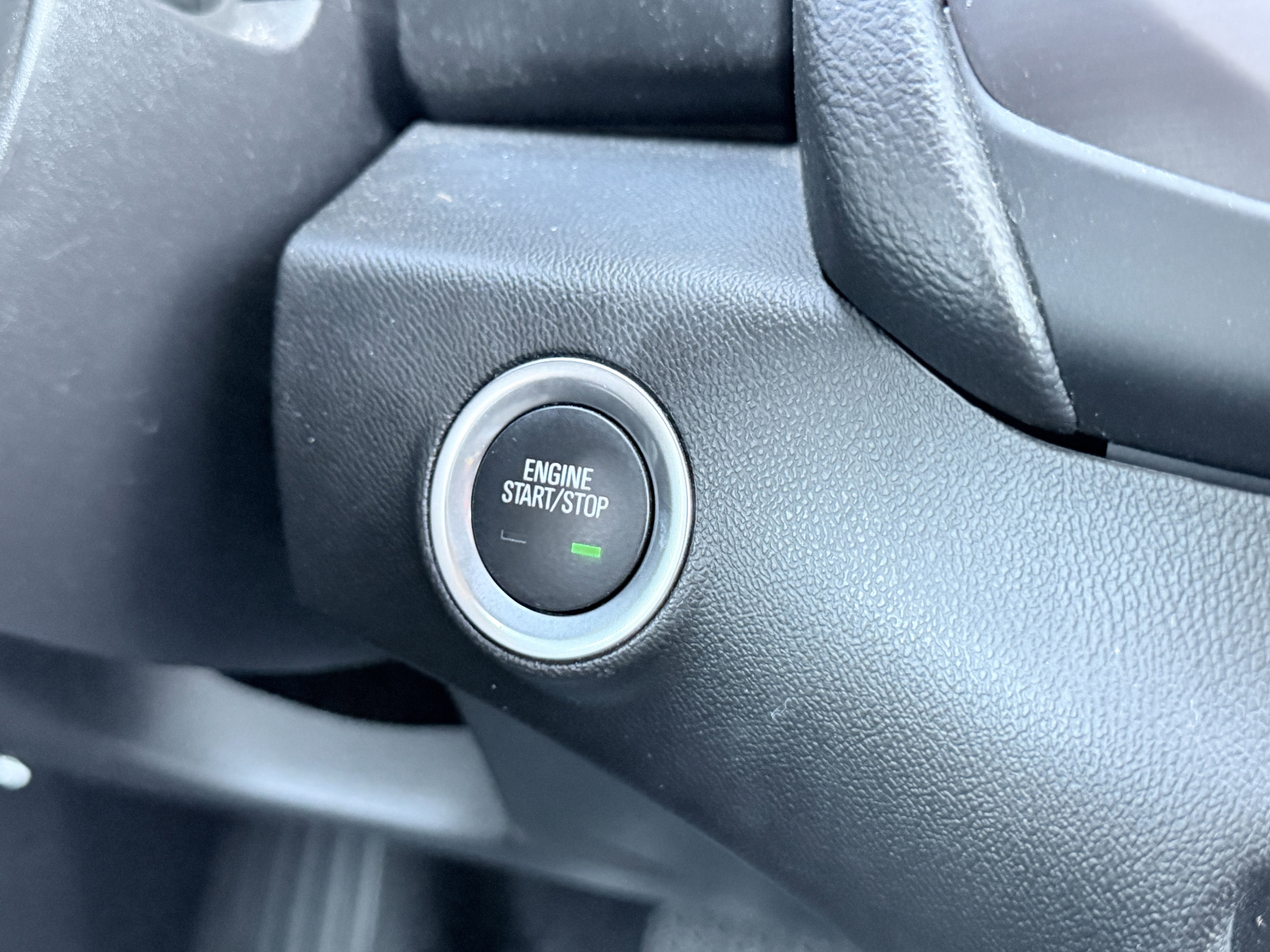 Used 2024 GMC Terrain AT4 image 34