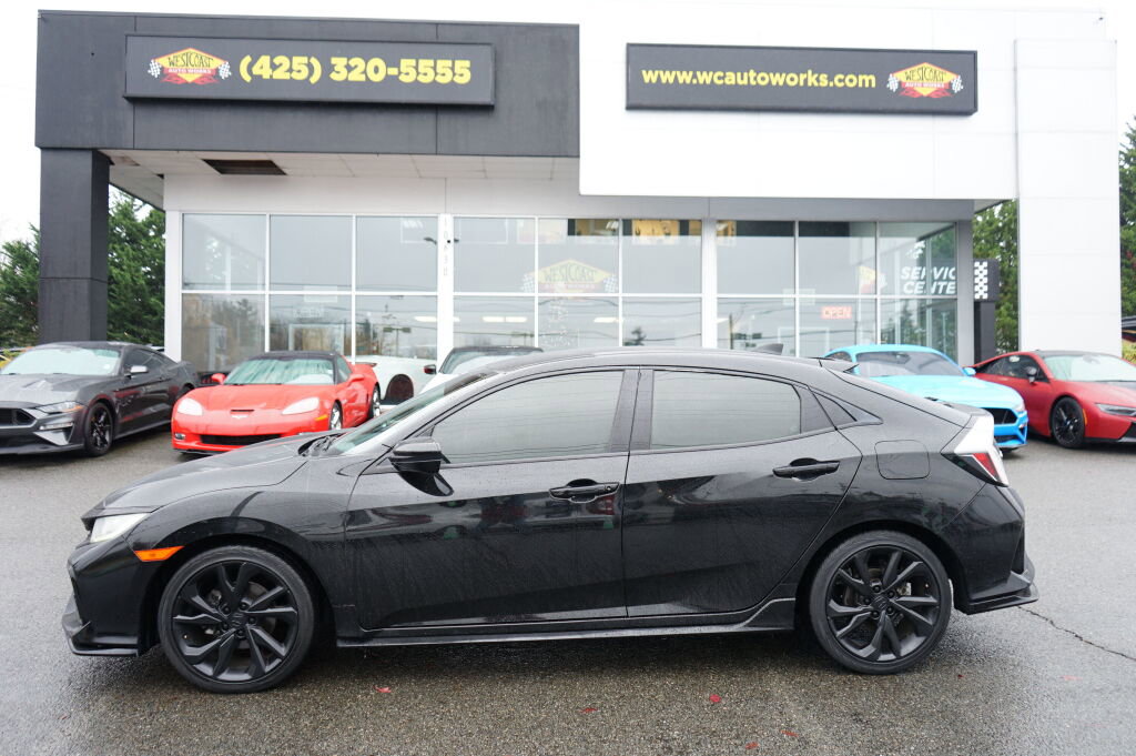 Used 2018 Honda Civic Sport image 2