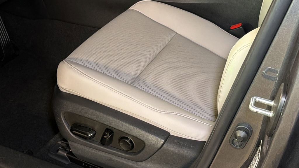 Certified 2023 Lexus UX 250h AWD w/ Premium Package image 27