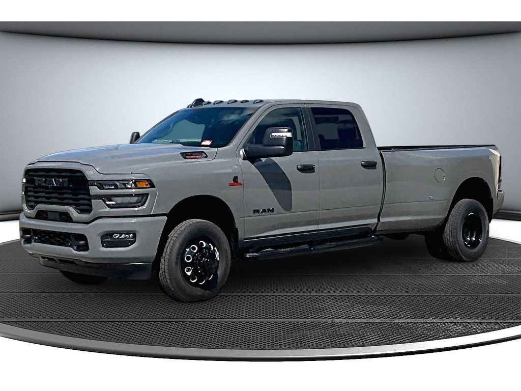 New 2026 RAM 3500 Big Horn AWD/4WD image 19