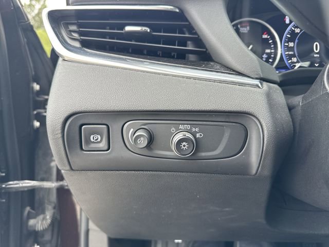 Used 2020 Buick Enclave Avenir w/ Avenir Technology Package image 18