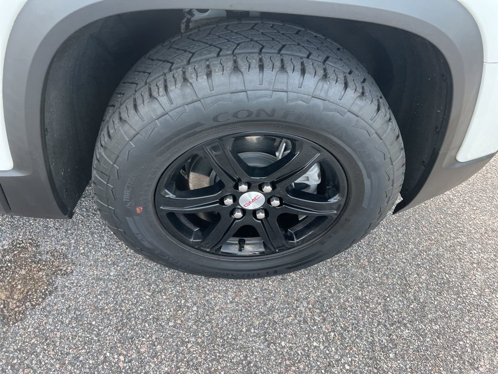 Certified 2022 GMC Acadia AT4 image 41