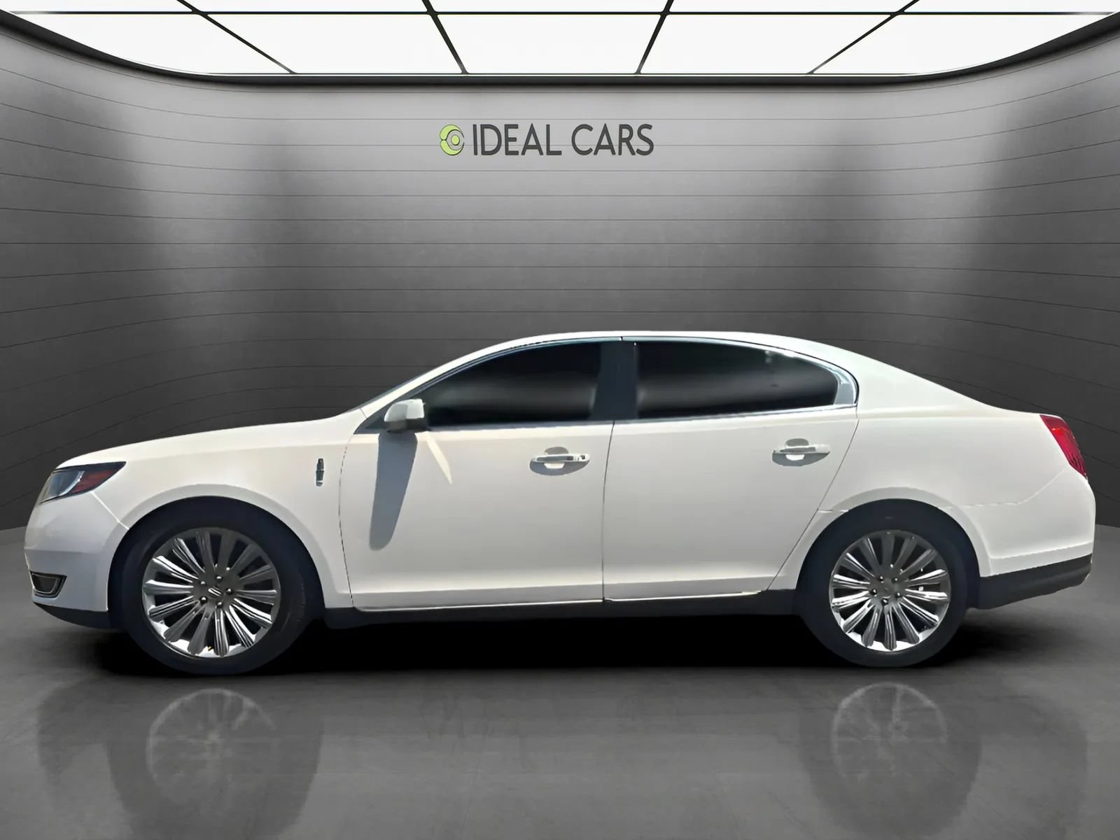 Used 2014 Lincoln MKS w/ Equipment Group 101A FWD image 8