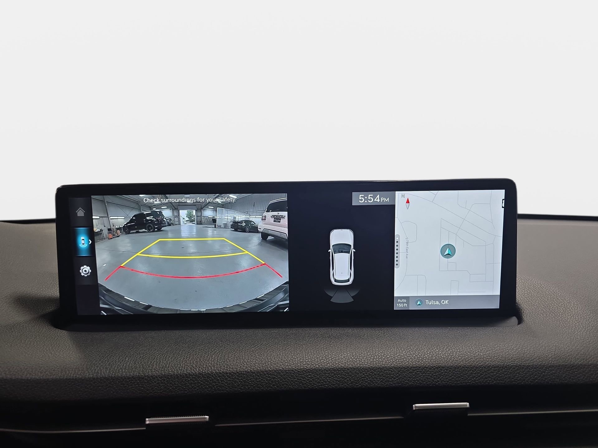 Used 2025 Genesis GV70 2.5T w/ Select Package image 23