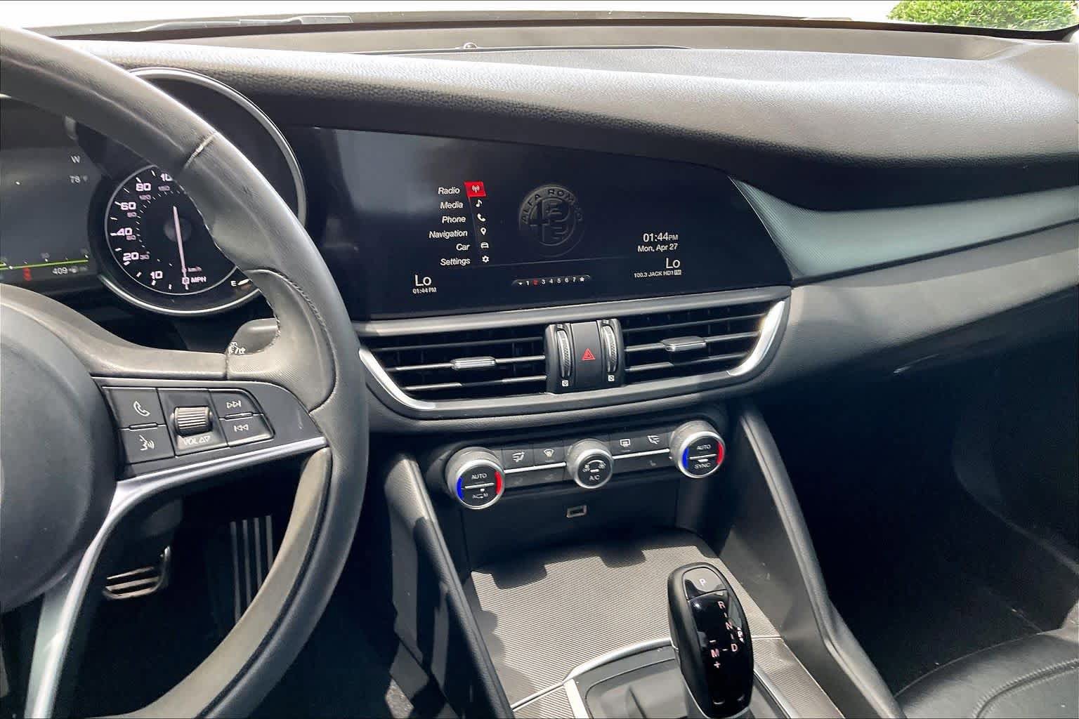 Used 2018 Alfa Romeo Giulia Ti Sport w/ Quick Order Package 22U Sport RWD image 6