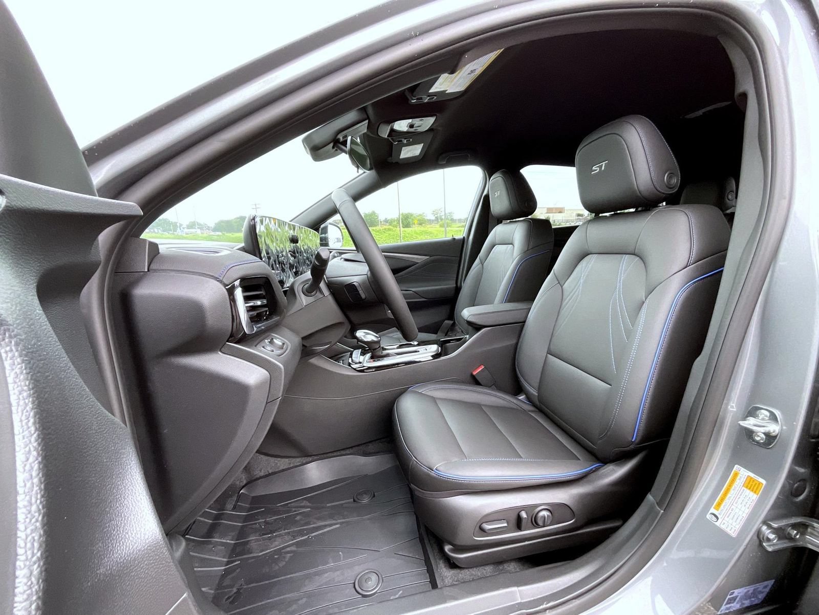 New 2026 Buick Envista Sport Touring w/ Convenience I Package FWD image 10