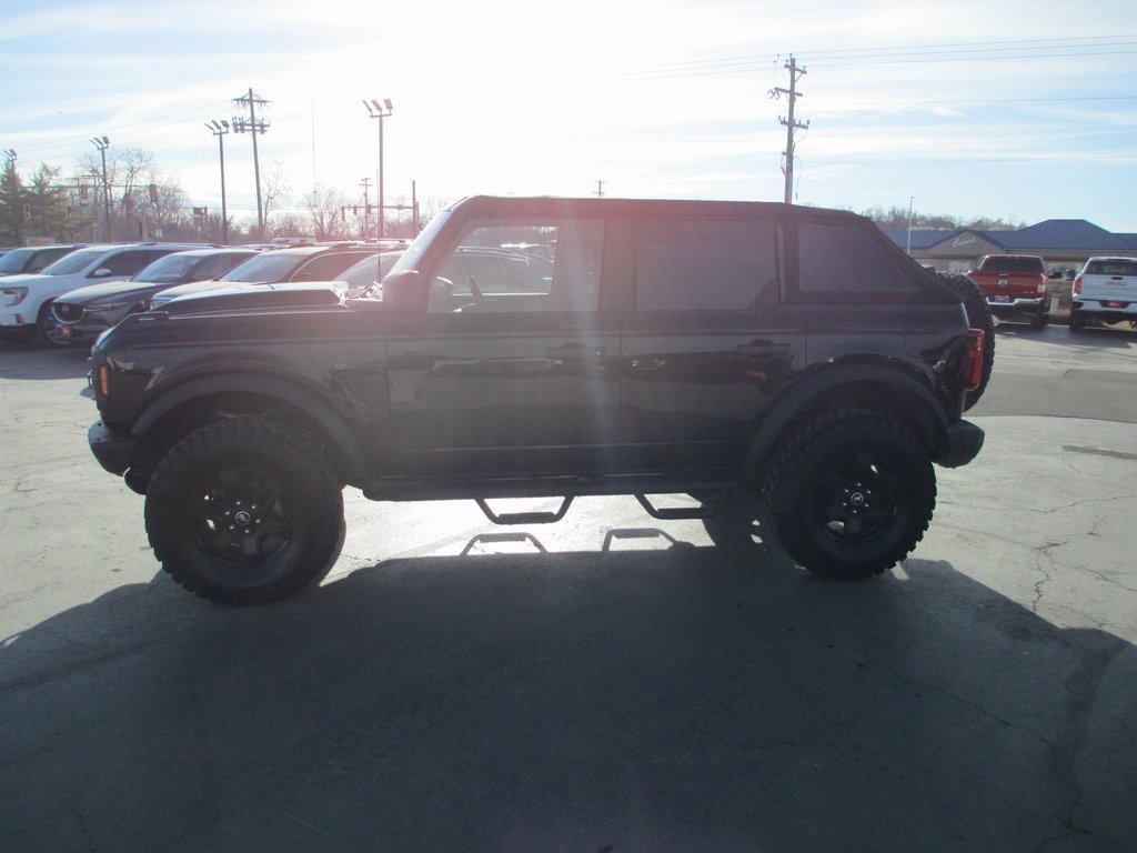 Used 2021 Ford Bronco Black Diamond image 9