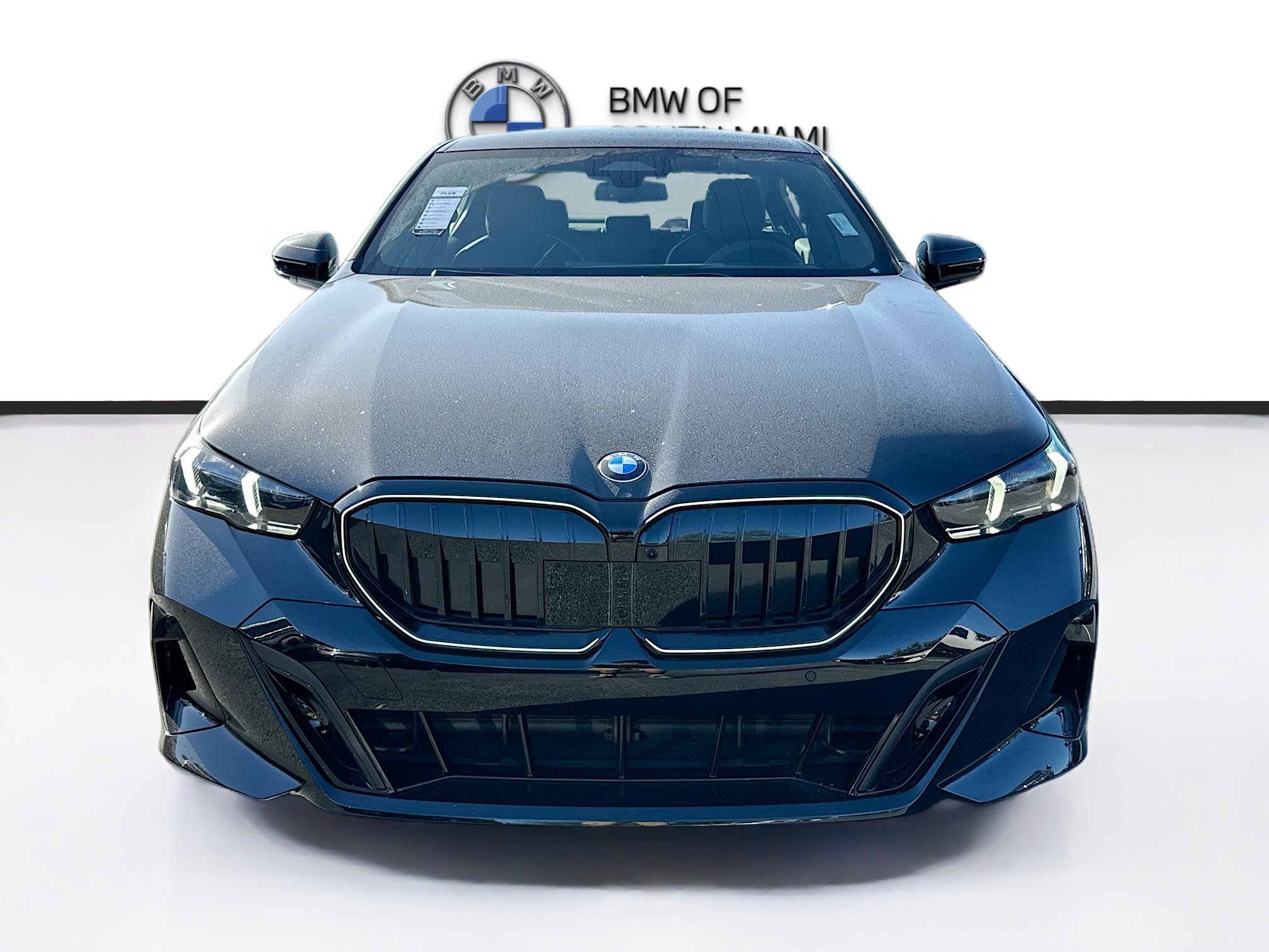 New 2026 BMW 540i xDrive w/ M Sport Package image 2