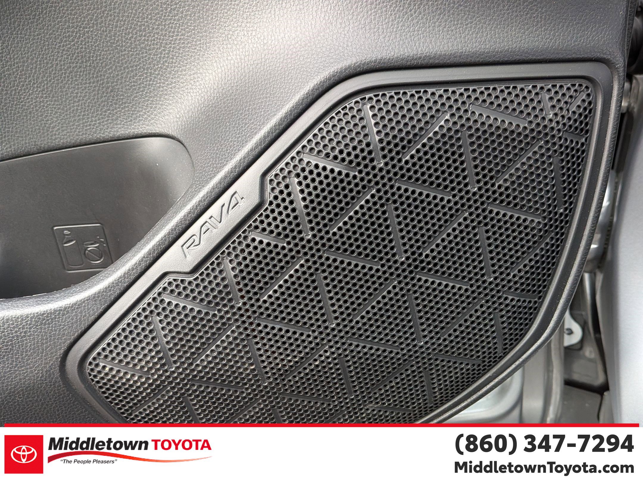 Used 2023 Toyota RAV4 Limited AWD/4WD image 13