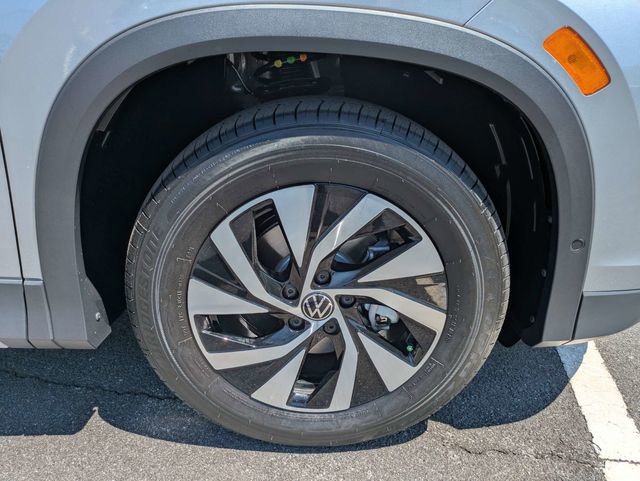 New 2026 Volkswagen Tiguan S FWD image 11