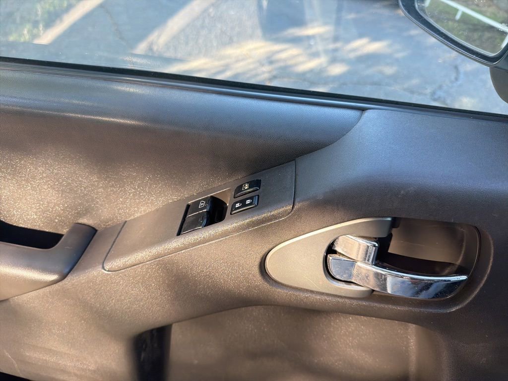 Used 2019 Nissan Frontier SV image 19