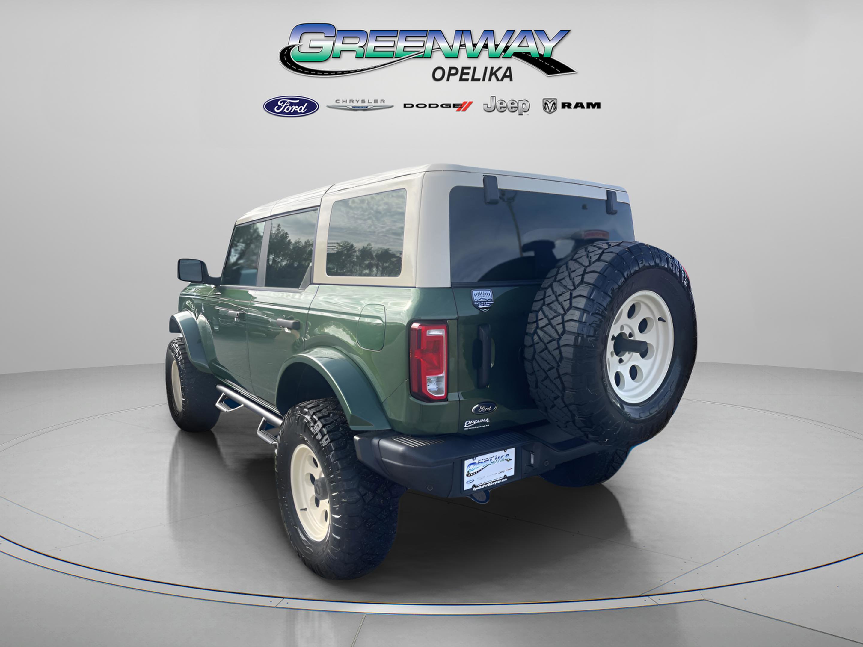 New 2024 Ford Bronco Black Diamond w/ Sasquatch Package image 5