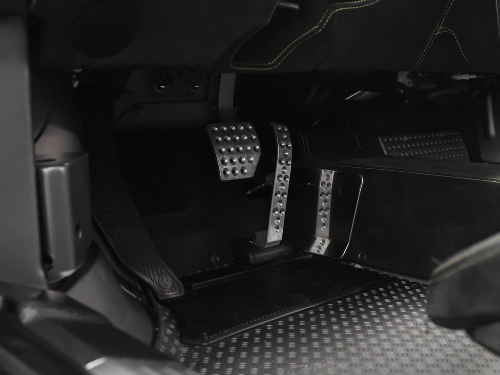Used 2009 Ferrari F430 Scuderia RWD image 53