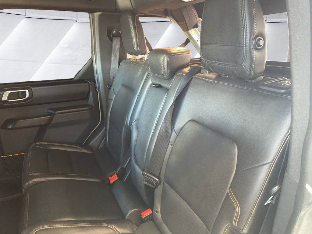 Used 2024 Ford Bronco Badlands AWD/4WD image 18