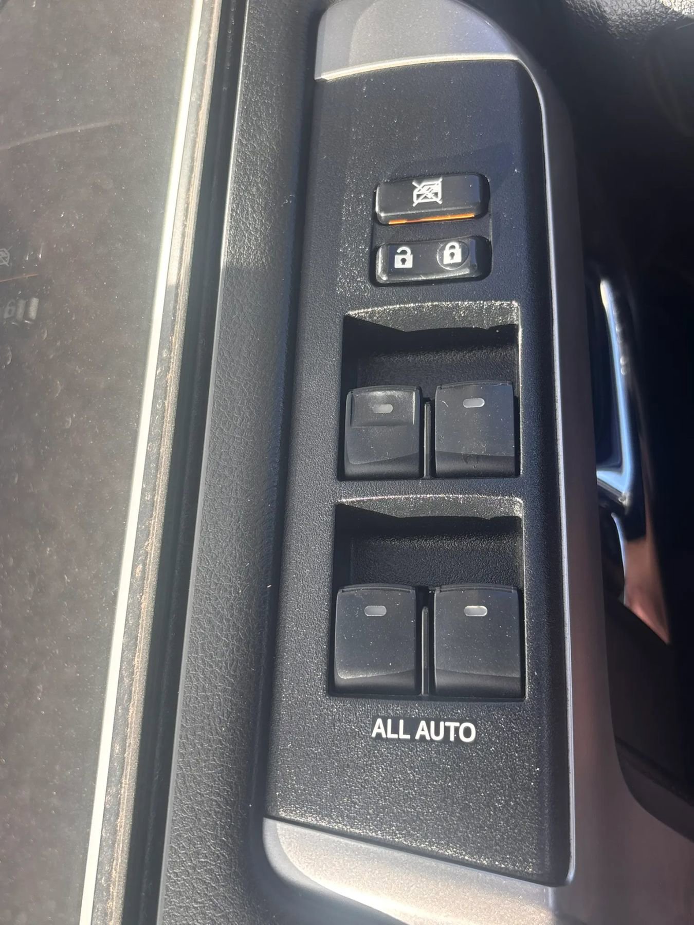 Used 2021 Toyota 4Runner SR5 Premium w/ Moonroof Package AWD/4WD image 7