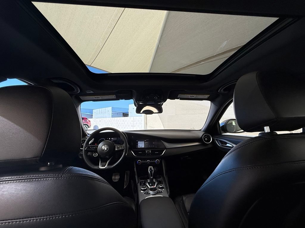 New 2025 Alfa Romeo Giulia RWD image 25