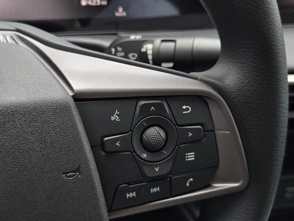 New 2026 Nissan Sentra SV image 25